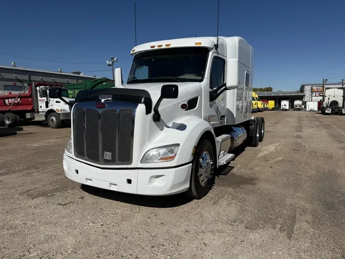 2022 Peterbilt 579