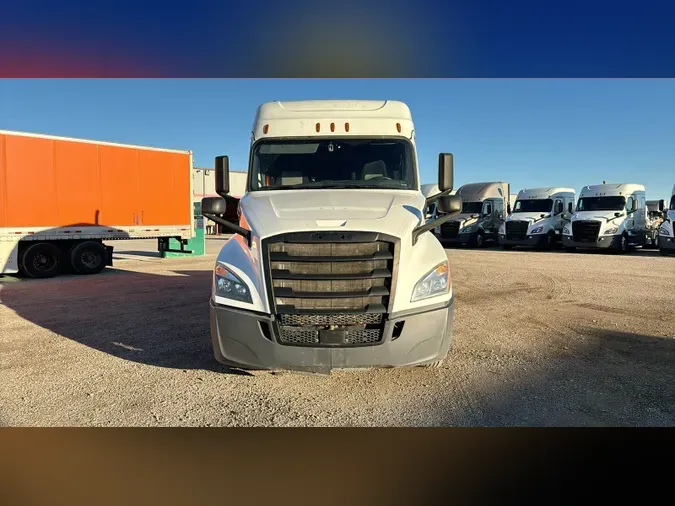 2020 Freightliner Cascadia