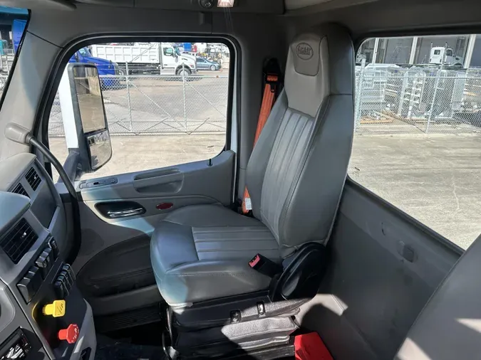 2020 Peterbilt 579