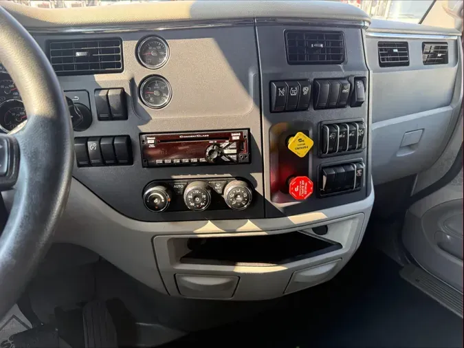2021 Peterbilt 579