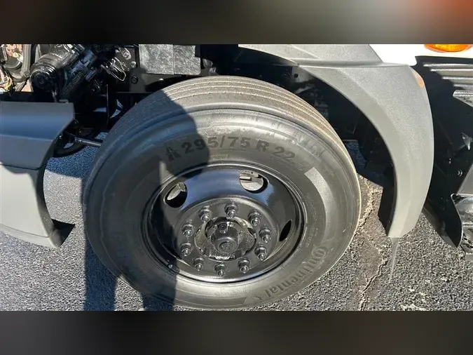 2020 INTERNATIONAL RH613