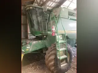 2005 John Deere 9560 STS