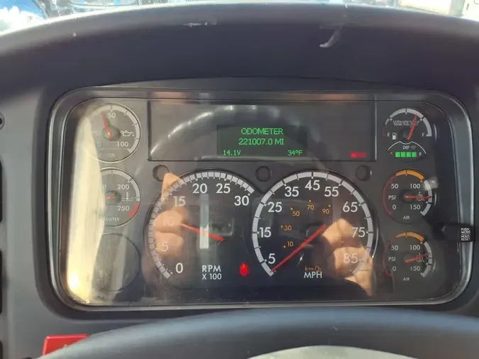 2020 FREIGHTLINER/MERCEDES M2 106