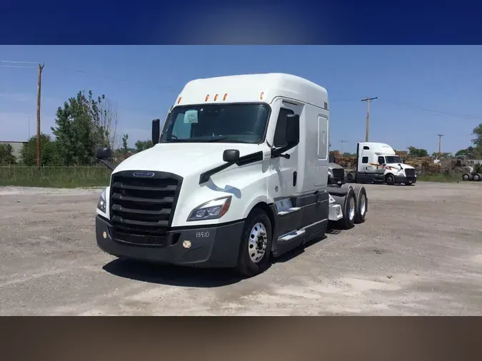 2022 Freightliner Cascadia 12692fd2d55da662ec09186ed7844328ee7