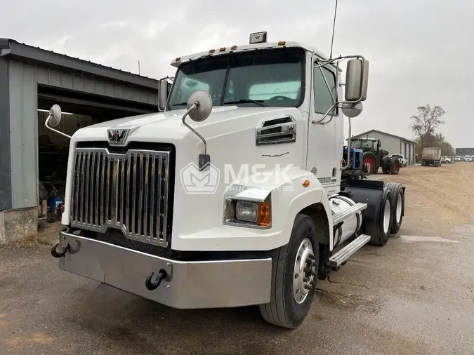 2016 WESTERN STAR 4800SB92fd5cb1b21403241696030751348fe9