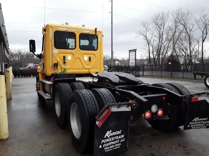 2020 FREIGHTLINER/MERCEDES CASCADIA 113930185eb2879d2e0c5165517129dccde