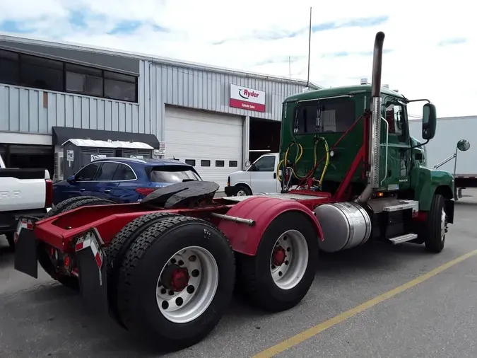 2018 MACK TRUCKS, INC. CHU613