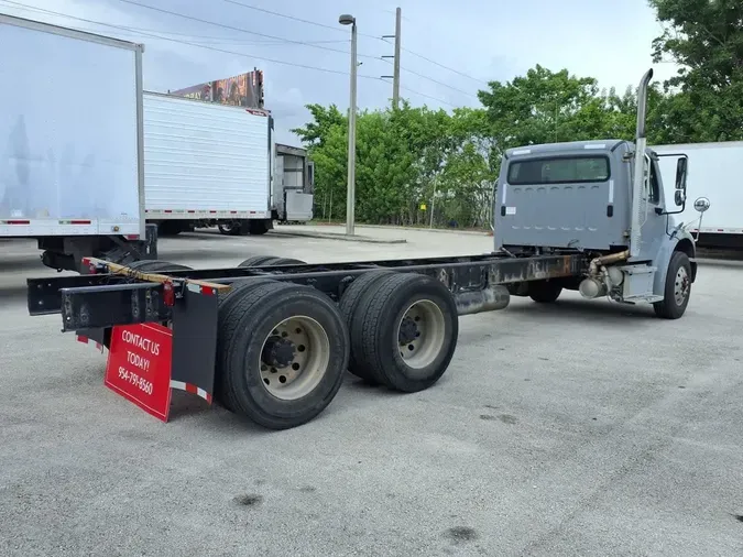 2019 FREIGHTLINER M2 106