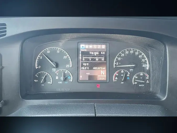 2024 Freightliner Cascadia 126