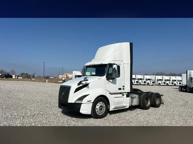 2018 Volvo VNL300