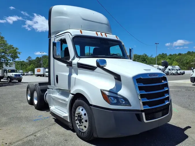 2023 FREIGHTLINER/MERCEDES NEW CASCADIA PX126649310937c0e8f306a21c216469e7828b5