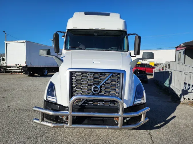 2019 VOLVO VNL64T-760