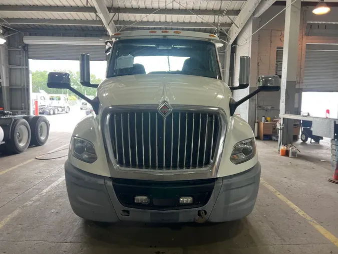 2020 NAVISTAR INTERNATIONAL LT625 DAYCAB T/A