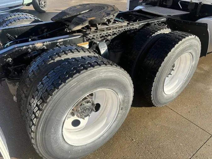 2019 Freightliner New Cascadia 126