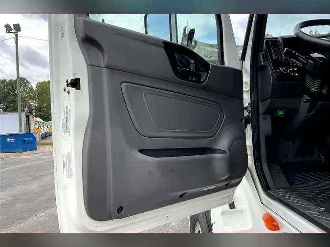 2022 INT LT625 6x4931d2ffe5d905bbc56548100bd98a1b6