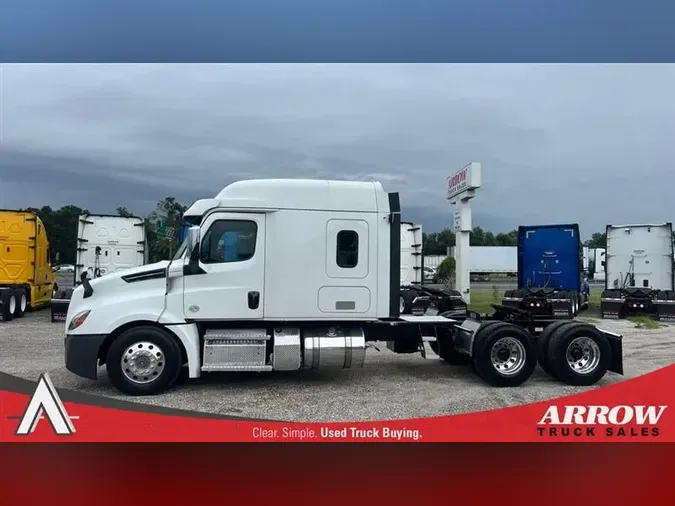 2019 FREIGHTLINER CA126