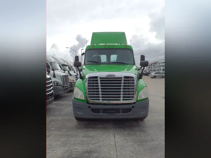 2016 FREIGHTLINER/MERCEDES CASCADIA 125