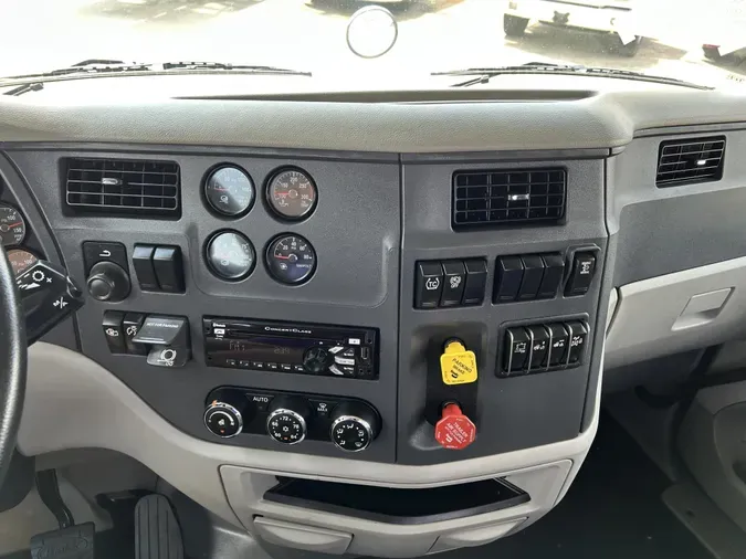 2020 Peterbilt 579