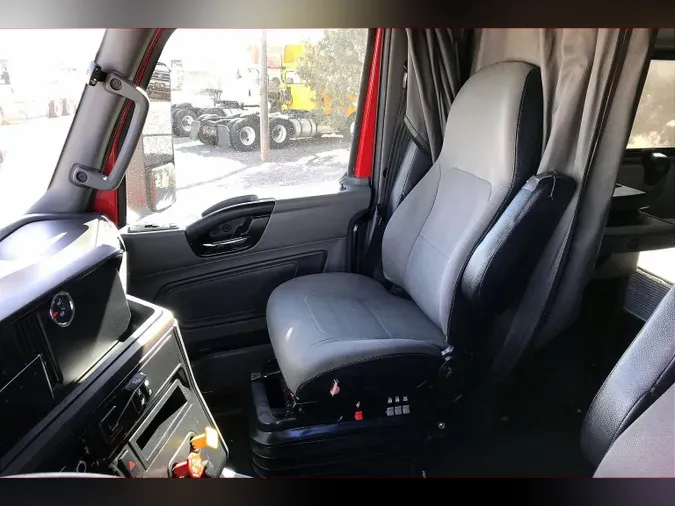 2023 INT LT625 6X4932251920cea0f8b02ecd25778762935