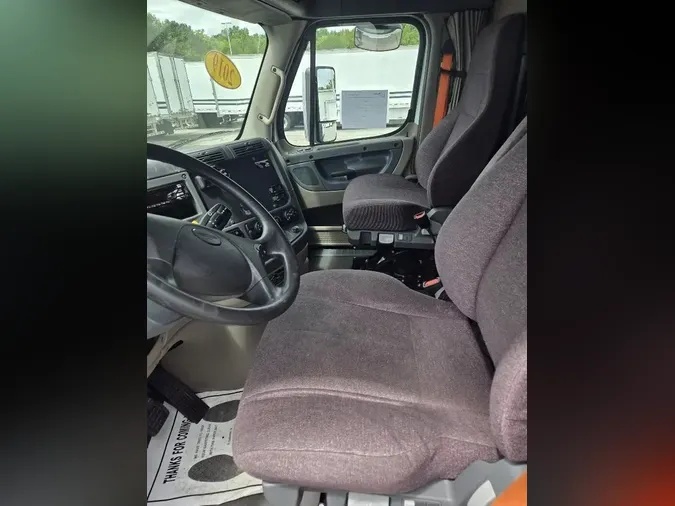 2019 FREIGHTLINER/MERCEDES CASCADIA 125