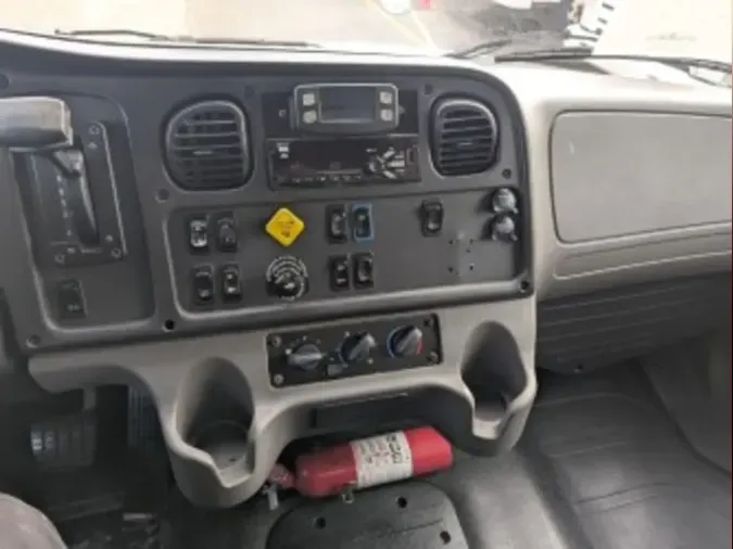 2019 FREIGHTLINER/MERCEDES M2 106