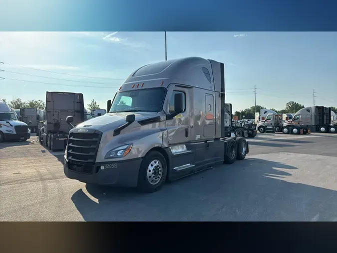 2024 Freightliner Cascadia 126