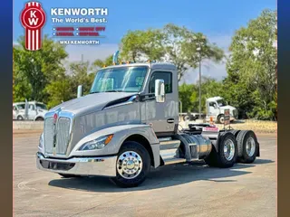 2025 KENWORTH T680