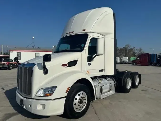 2021 Peterbilt 579