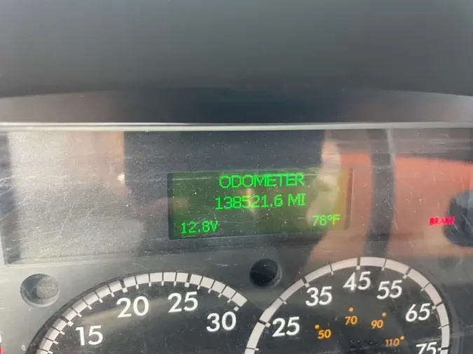 2018 FREIGHTLINER M2 106