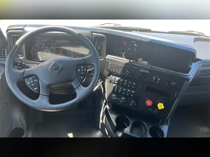 2022 INTERNATIONAL LT625