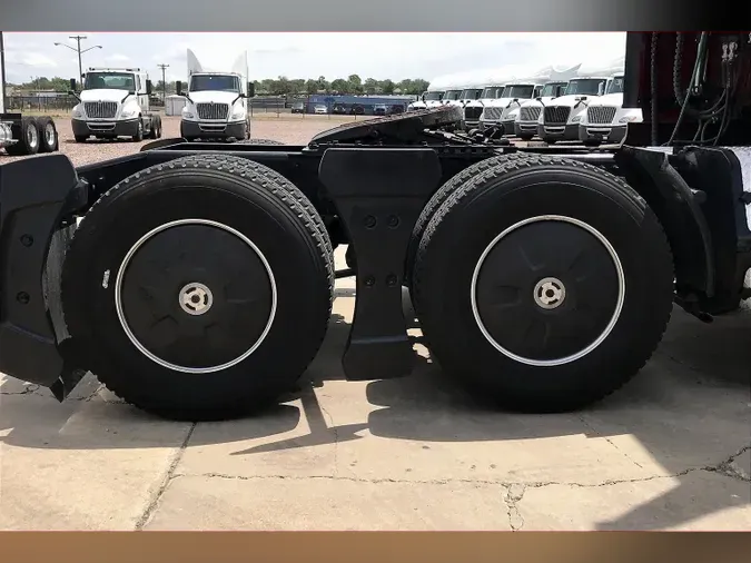2021 INT LT625 6x4