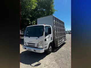 2020 ISUZU NPR HD