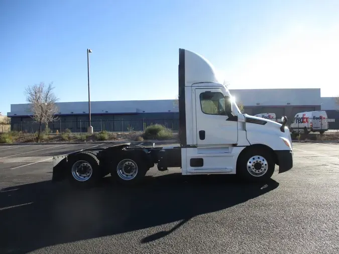 2022 FREIGHTLINER/MERCEDES NEW CASCADIA PX12664933f96d15f04779448b30b532d259bdf
