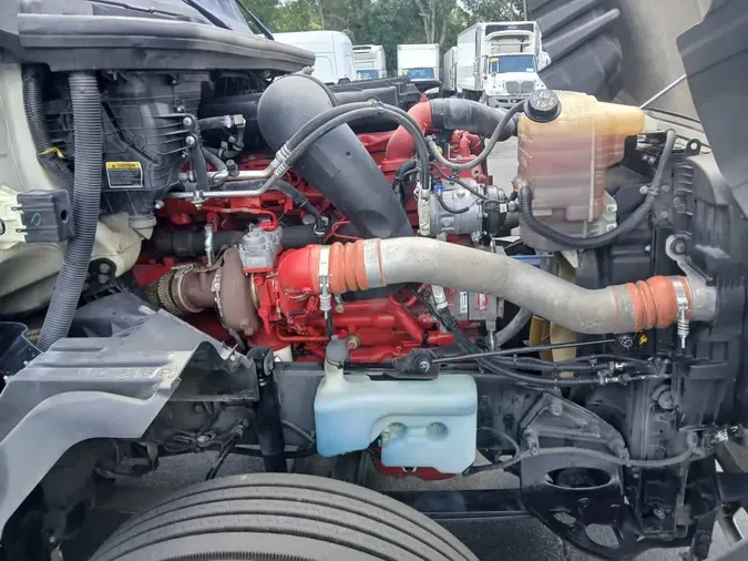 2019 NAVISTAR INTERNATIONAL LT625 DAYCAB T/A