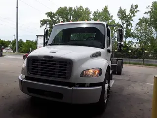 2020 FREIGHTLINER/MERCEDES M2 106