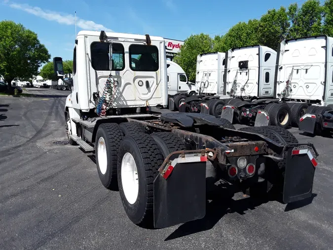 2018 FREIGHTLINER/MERCEDES CASCADIA 125