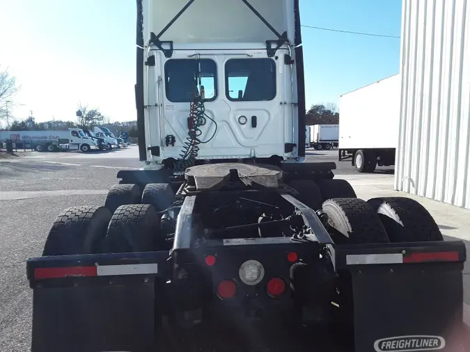 2020 FREIGHTLINER/MERCEDES NEW CASCADIA PX12664