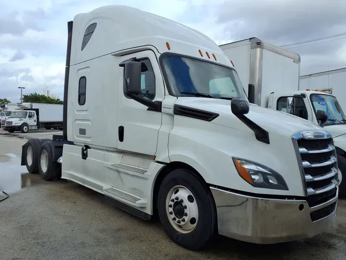 2020 FREIGHTLINER/MERCEDES NEW CASCADIA PX12664