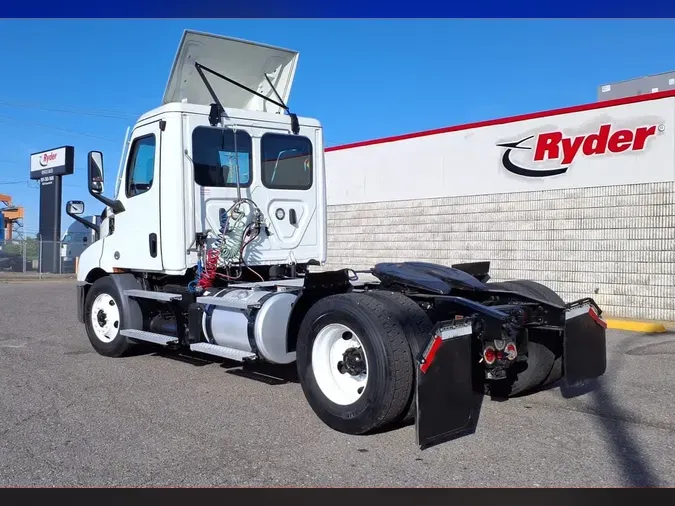 2020 FREIGHTLINER/MERCEDES NEW CASCADIA 116935954ccaa531896f60f2dd6e6c66d49