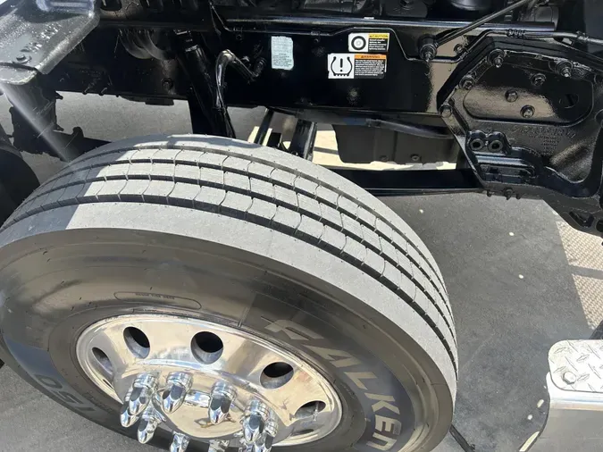 2021 Peterbilt 567