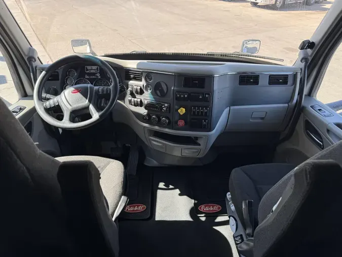 2021 Peterbilt 579