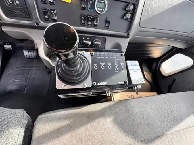 2018 Freightliner Business Class M2 106