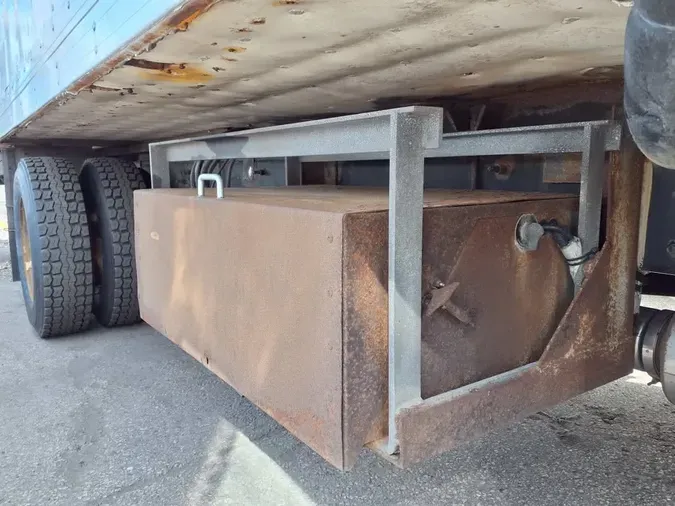 2016 FREIGHTLINER/MERCEDES M2 106