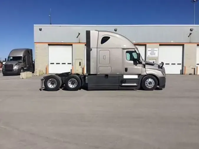 2023 Freightliner Cascadia