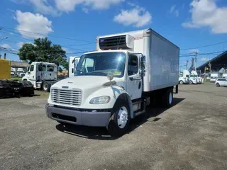 2015 Freightliner M2 106