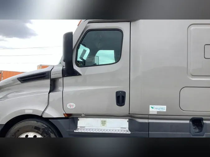 2024 Freightliner Cascadia 126