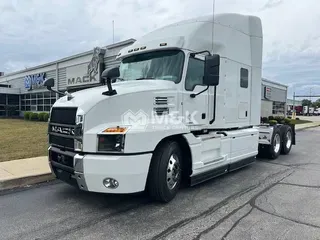 2025 MACK AN64T