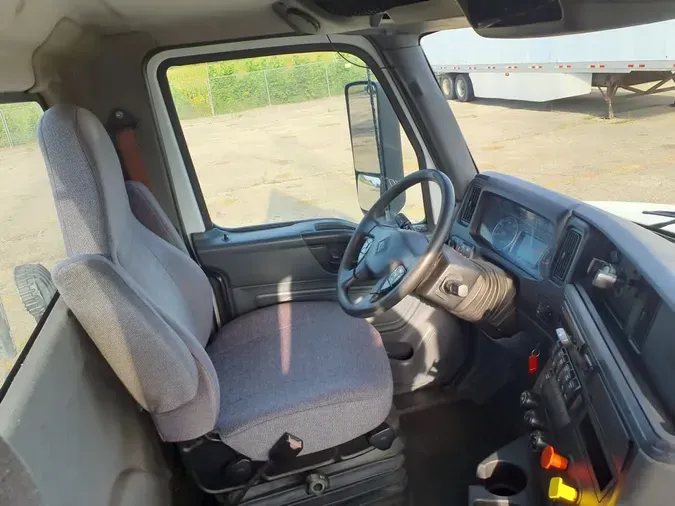 2019 NAVISTAR INTERNATIONAL LT625 DAYCAB T/A