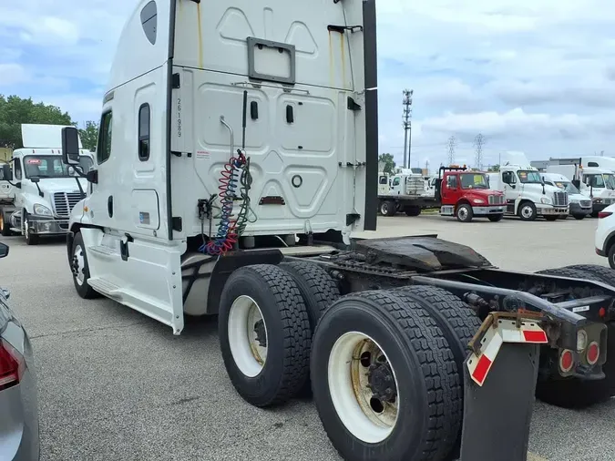 2019 FREIGHTLINER CASCADIA 125
