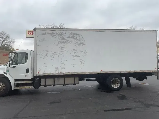 2018 Freightliner M2